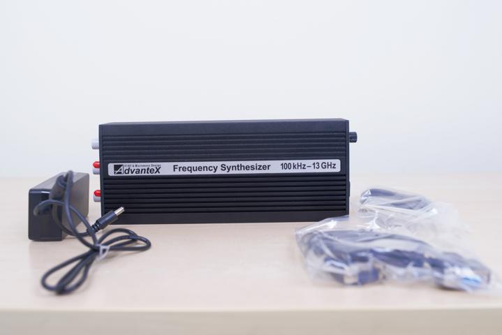 Синтезатор Advantex UNO-01M